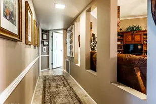 10630 W Pineaire Dr, Sun City, AZ 85351 - Photo 21