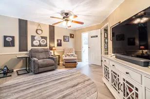 10630 W Pineaire Dr, Sun City, AZ 85351 - Photo 21