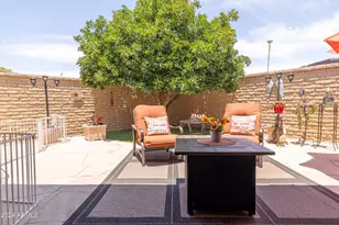 10630 W Pineaire Dr, Sun City, AZ 85351 - Photo 35