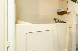 10630 W Pineaire Dr, Sun City, AZ 85351 - Photo 37