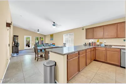 40390 W Coltin Way, Maricopa, AZ 85138 - Photo 15