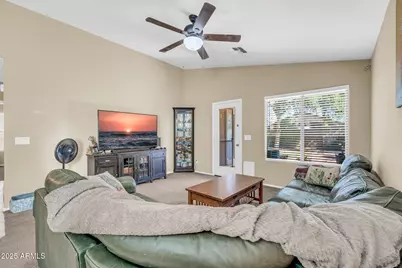 40390 W Coltin Way, Maricopa, AZ 85138 - Photo 9