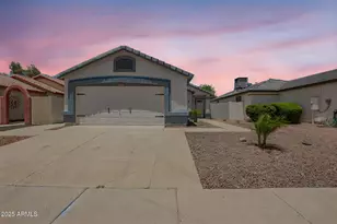 3014 W Zachary Dr, Phoenix, AZ 85027 - Photo 1
