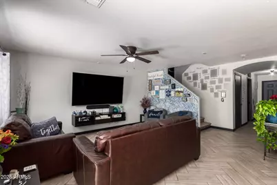 10830 W Minnezona Avenue, Phoenix, AZ 85037 - Photo 9