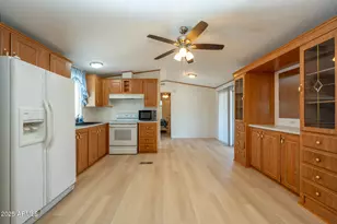 10955 N 79th Ave, Peoria, AZ 85345 - Photo 31