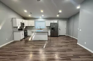 6036 W Stella Ave, Glendale, AZ 85301 - Photo 1