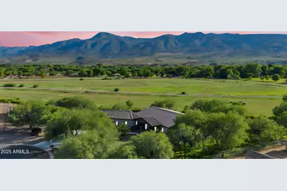 2332 S Diamond Creek Lane, Camp Verde, AZ 86322 - Photo 3