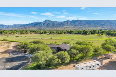 2332 S Diamond Creek Lane, Camp Verde, AZ 86322 - Photo 33