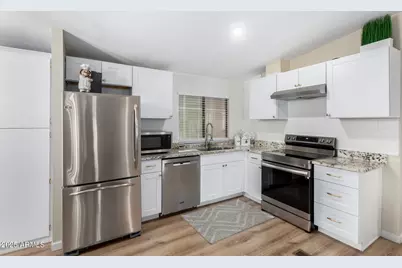 7810 W Peoria Avenue #85, Peoria, AZ 85345 - Photo 11