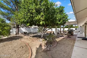 13234 W Shadow Hills Dr, Sun City West, AZ 85375 - Photo 23