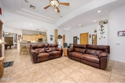 2423 E Arrowhead Trail, Gilbert, AZ 85297 - Photo 25