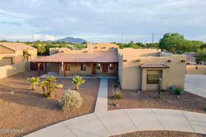 2423 E Arrowhead Trail, Gilbert, AZ 85297 - Photo 7