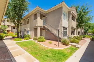 3830 E Lakewood, Phoenix, AZ 85048 - Photo 1