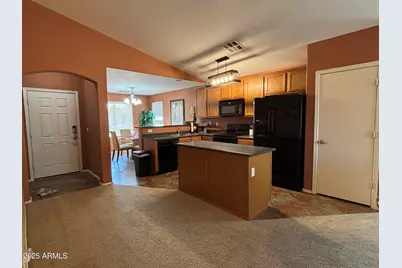 776 W Fairlane Court, Casa Grande, AZ 85122 - Photo 3