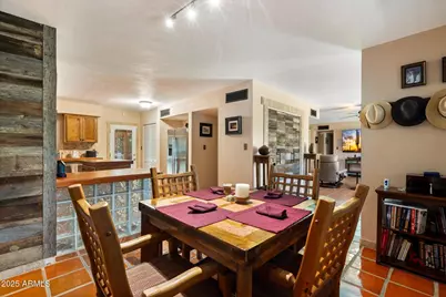 4037 E Oak Street, Phoenix, AZ 85008 - Photo 9