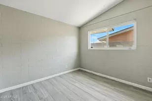 8514 N 38th Dr, Phoenix, AZ 85051 - Photo 37