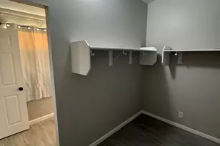 8514 N 38th Dr, Phoenix, AZ 85051 - Photo 27