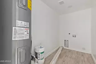 6713 N 56th Ave, Glendale, AZ 85301 - Photo 39