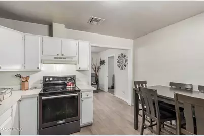 2752 W Royal Palm Road, Phoenix, AZ 85051 - Photo 11