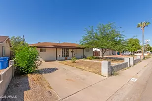 2752 W Royal Palm Rd, Phoenix, AZ 85051 - Photo 3