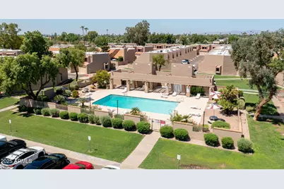 7338 N 43rd Avenue, Glendale, AZ 85301 - Photo 1