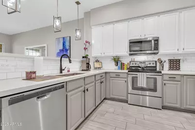 11000 N 77th Place #1020, Scottsdale, AZ 85260 - Photo 9