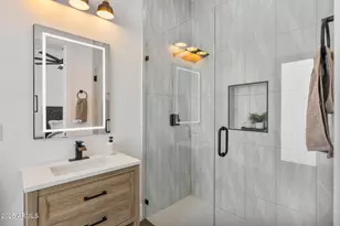 2305 E South Mountain Ave, Phoenix, AZ 85042 - Photo 75