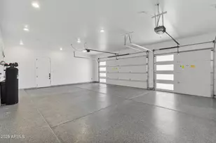 2305 E South Mountain Ave, Phoenix, AZ 85042 - Photo 73