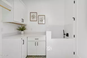 2305 E South Mountain Ave, Phoenix, AZ 85042 - Photo 79