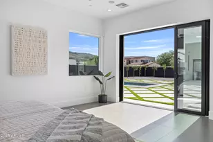 2305 E South Mountain Ave, Phoenix, AZ 85042 - Photo 43