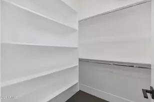 2305 E South Mountain Ave, Phoenix, AZ 85042 - Photo 69