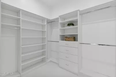 2305 E South Mountain Avenue, Phoenix, AZ 85042 - Photo 57