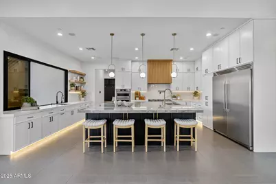 2305 E South Mountain Avenue, Phoenix, AZ 85042 - Photo 33