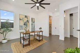 2305 E South Mountain Ave, Phoenix, AZ 85042 - Photo 53