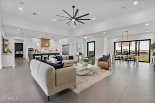 2305 E South Mountain Ave, Phoenix, AZ 85042 - Photo 23