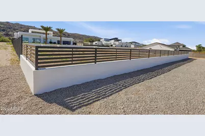 2309 E South Mountain Avenue, Phoenix, AZ 85042 - Photo 7