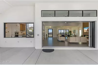 2305 E South Mountain Avenue, Phoenix, AZ 85042 - Photo 89