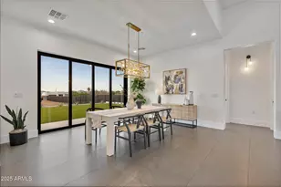 2305 E South Mountain Ave, Phoenix, AZ 85042 - Photo 19