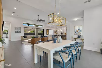 2305 E South Mountain Avenue, Phoenix, AZ 85042 - Photo 21