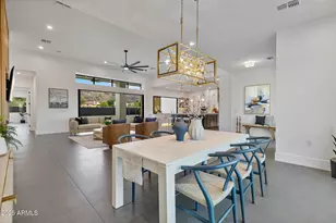 2305 E South Mountain Ave, Phoenix, AZ 85042 - Photo 21