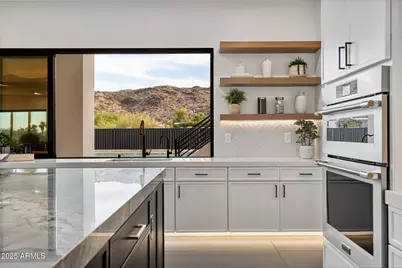 2305 E South Mountain Avenue, Phoenix, AZ 85042 - Photo 31