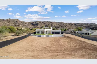 2305 E South Mountain Avenue, Phoenix, AZ 85042 - Photo 113