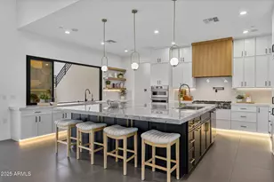 2305 E South Mountain Ave, Phoenix, AZ 85042 - Photo 27