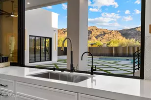 2305 E South Mountain Ave, Phoenix, AZ 85042 - Photo 37