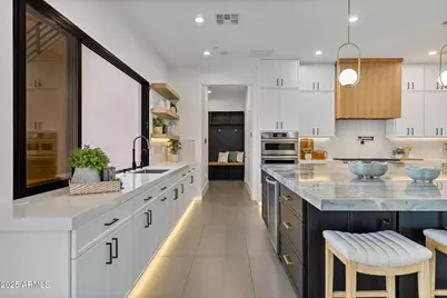 2305 E South Mountain Avenue, Phoenix, AZ 85042 - Photo 35