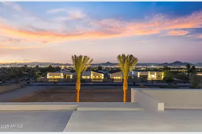 2305 E South Mountain Avenue, Phoenix, AZ 85042 - Photo 81