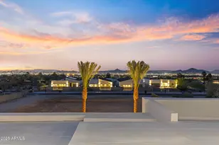 2305 E South Mountain Ave, Phoenix, AZ 85042 - Photo 81