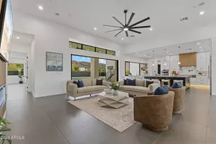 2305 E South Mountain Ave, Phoenix, AZ 85042 - Photo 29