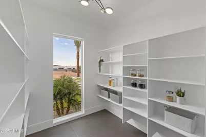 2305 E South Mountain Avenue, Phoenix, AZ 85042 - Photo 41