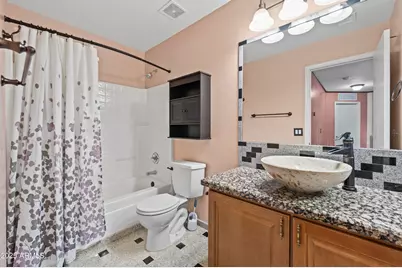 3232 W Saint Anne Avenue, Phoenix, AZ 85041 - Photo 27